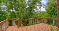 10305 NW Meadow Lane Circle, Kansas City, MO 64152
