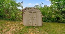 10305 NW Meadow Lane Circle, Kansas City, MO 64152