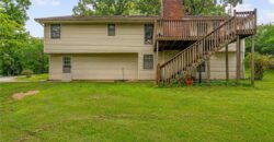 10305 NW Meadow Lane Circle, Kansas City, MO 64152