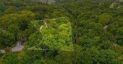 10305 NW Meadow Lane Circle, Kansas City, MO 64152