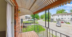 7104 NW Chapel Woods Lane, Kansas City, MO 64152