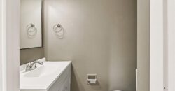 7104 NW Chapel Woods Lane, Kansas City, MO 64152