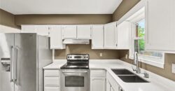 7104 NW Chapel Woods Lane, Kansas City, MO 64152