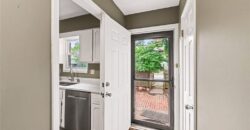 7104 NW Chapel Woods Lane, Kansas City, MO 64152