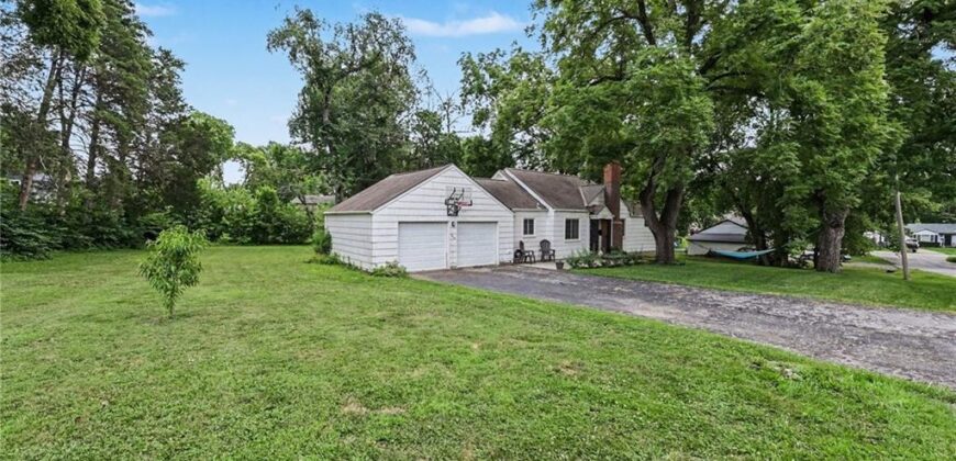 4945 N Lister Avenue, Kansas City, MO 64119