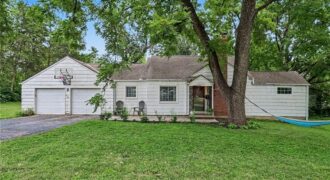 4945 N Lister Avenue, Kansas City, MO 64119
