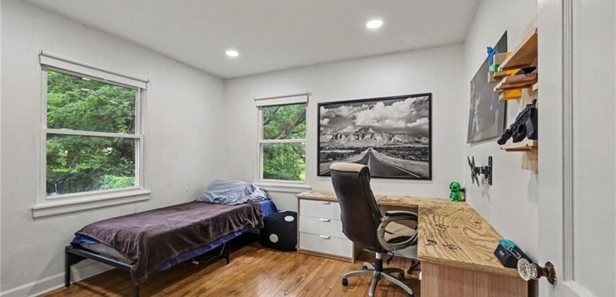 4945 N Lister Avenue, Kansas City, MO 64119