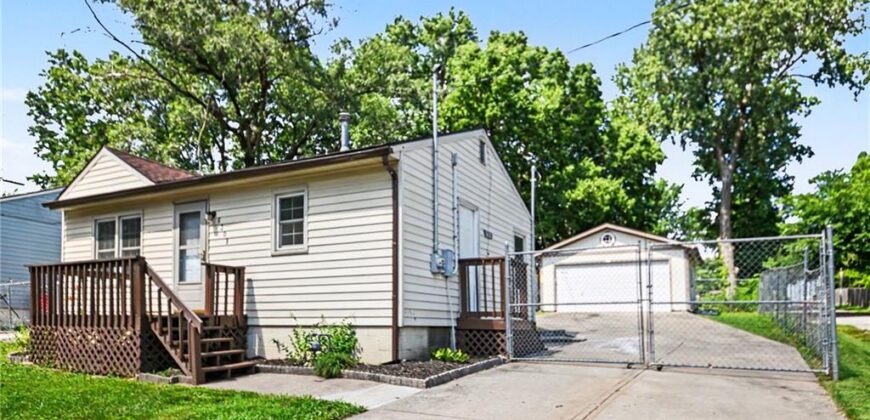 6308 Ravena Road, Pleasant Valley, MO 64068