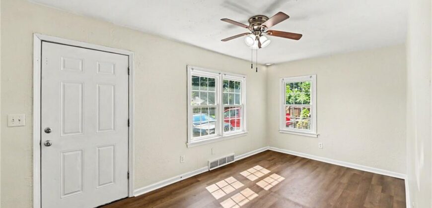 6308 Ravena Road, Pleasant Valley, MO 64068