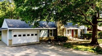 5823 N Ava Terrace, Kansas City, MO 64151