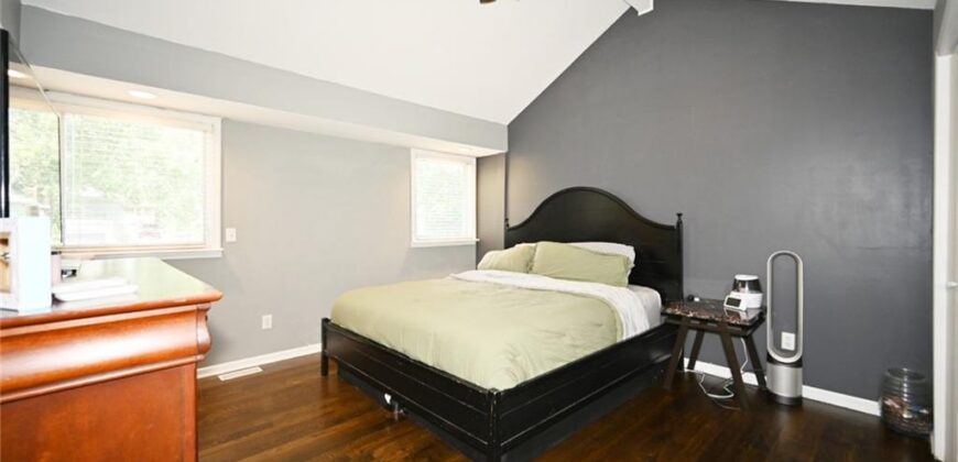 7320 NW 78th Street, Kansas City, MO 64152