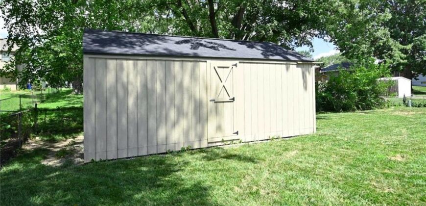 7320 NW 78th Street, Kansas City, MO 64152