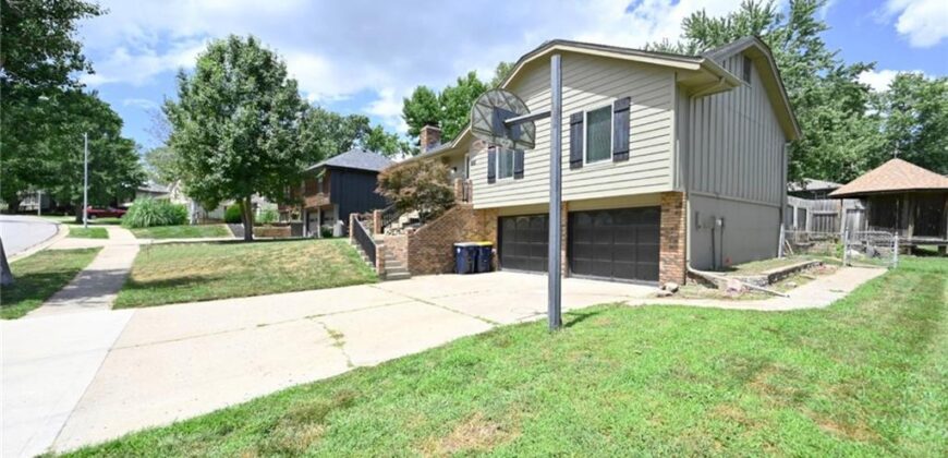 7320 NW 78th Street, Kansas City, MO 64152