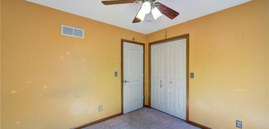 6804 Jason Smith Court, Gladstone, MO 64118