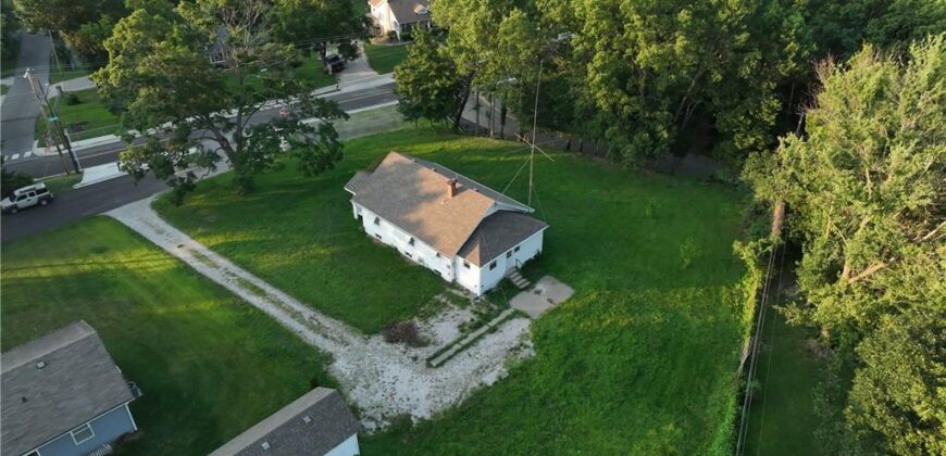 3947 N Bales Avenue, Kansas City, MO 64117