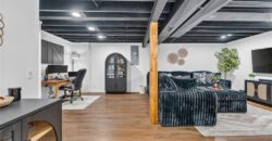 503 NEWPORT Drive, Smithville, MO 64089