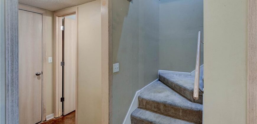 8112 N Lawn Avenue, Kansas City, MO 64119