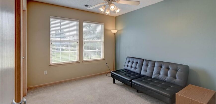 8112 N Lawn Avenue, Kansas City, MO 64119