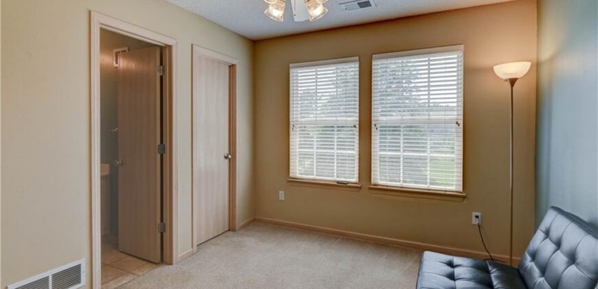 8112 N Lawn Avenue, Kansas City, MO 64119