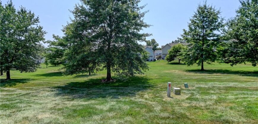 8112 N Lawn Avenue, Kansas City, MO 64119