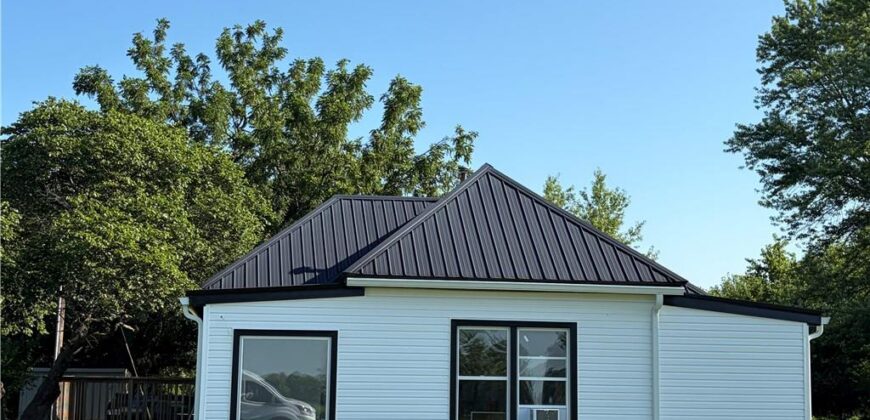 7560 Hoover Road, Smithville, MO 64089