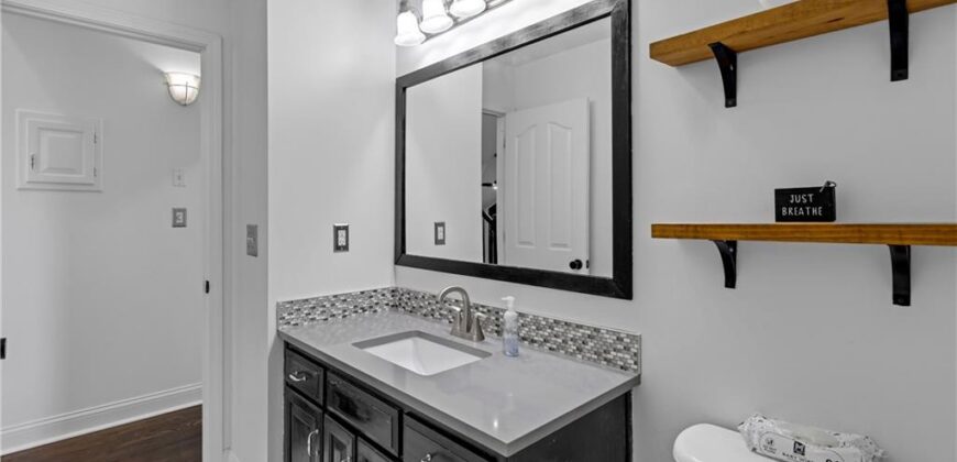 7905 NE 112th Street, Kansas City, MO 64157