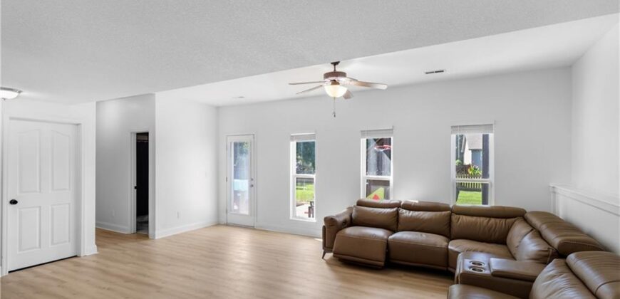 7905 NE 112th Street, Kansas City, MO 64157