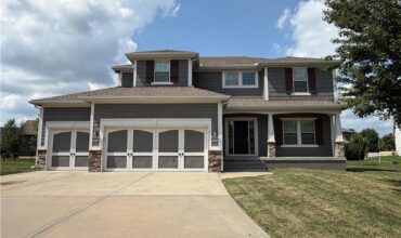9307 NE 97th Terrace, Kansas City, MO 64157