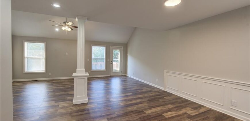 1721 Collins Drive, Platte City, MO 64079