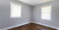6409 N Woodland Avenue, Gladstone, MO 64118