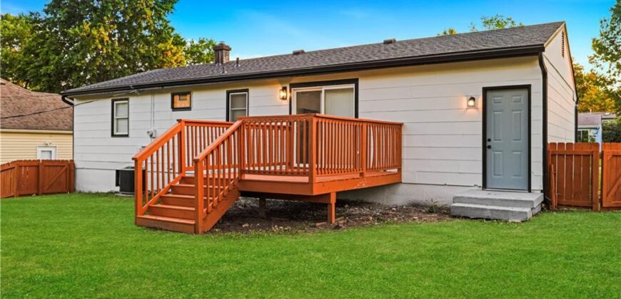 6409 N Woodland Avenue, Gladstone, MO 64118