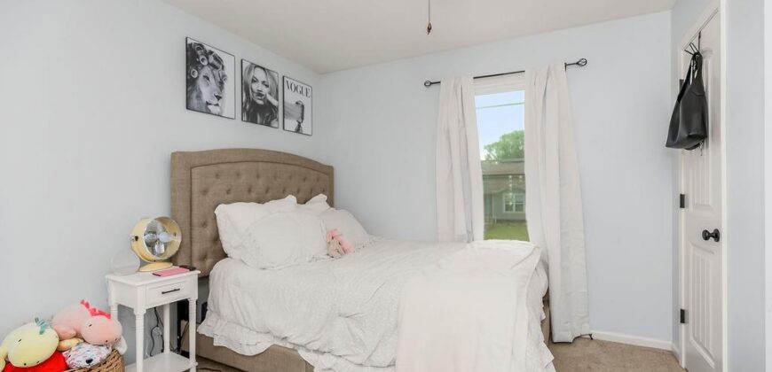 915 W 7th Avenue, Kearney, MO 64060