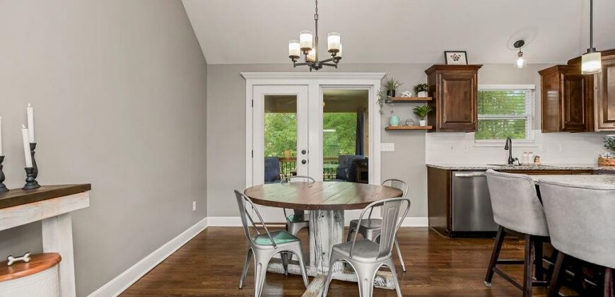 915 W 7th Avenue, Kearney, MO 64060
