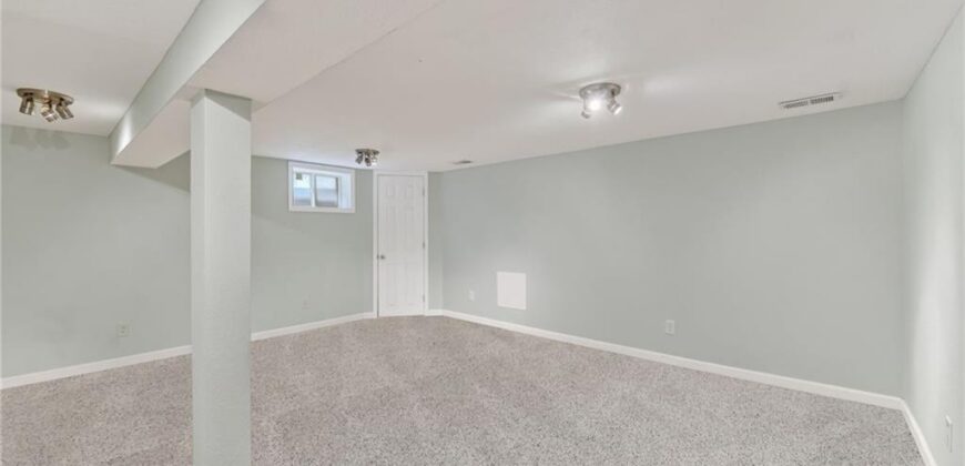 4925 N Smalley Avenue, Kansas City, MO 64119