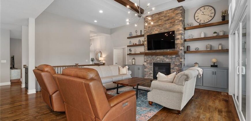 7715 N Wallace Avenue, Kansas City, MO 64158