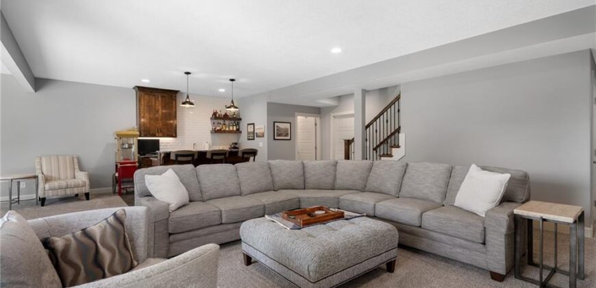7715 N Wallace Avenue, Kansas City, MO 64158
