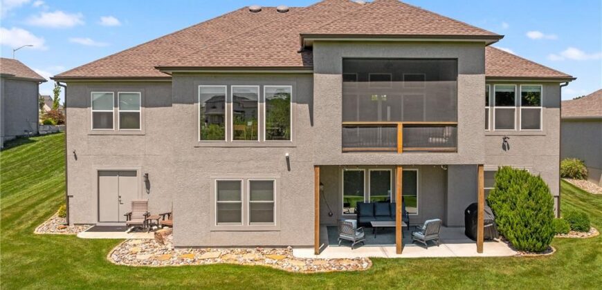 7715 N Wallace Avenue, Kansas City, MO 64158