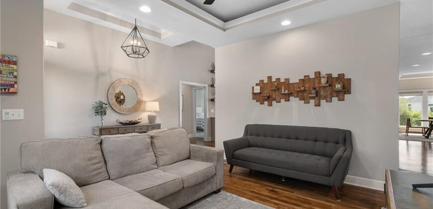 7715 N Wallace Avenue, Kansas City, MO 64158