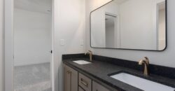 5518 NW Thousand Oaks Drive, Parkville, MO 64152