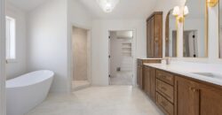 5518 NW Thousand Oaks Drive, Parkville, MO 64152