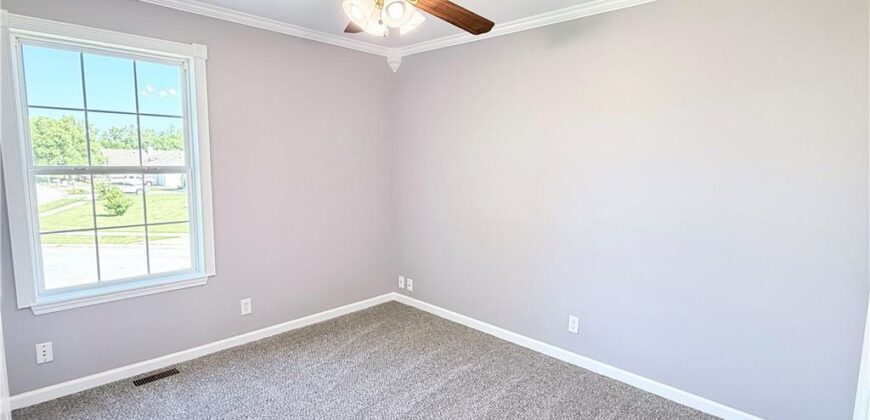 1101 E 18th Street, Kearney, MO 64060