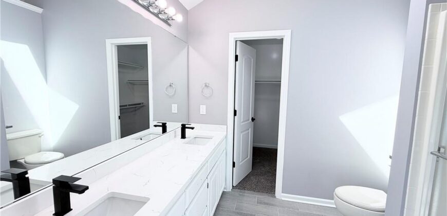 1101 E 18th Street, Kearney, MO 64060