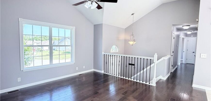 1101 E 18th Street, Kearney, MO 64060