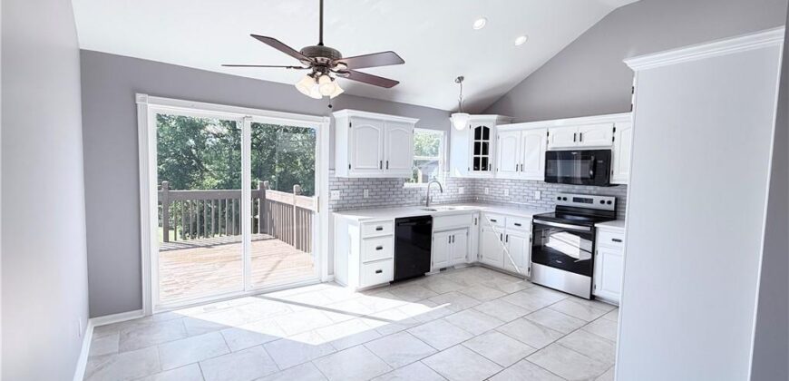 1101 E 18th Street, Kearney, MO 64060