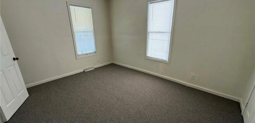 528 Park Street, Excelsior Springs, MO 64024