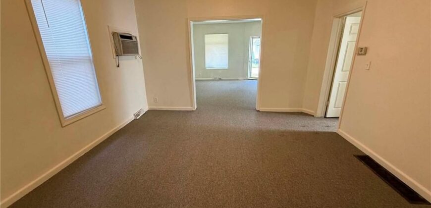 528 Park Street, Excelsior Springs, MO 64024