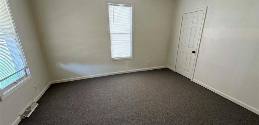 528 Park Street, Excelsior Springs, MO 64024