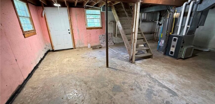 902 Williams Street, Excelsior Springs, MO 64024