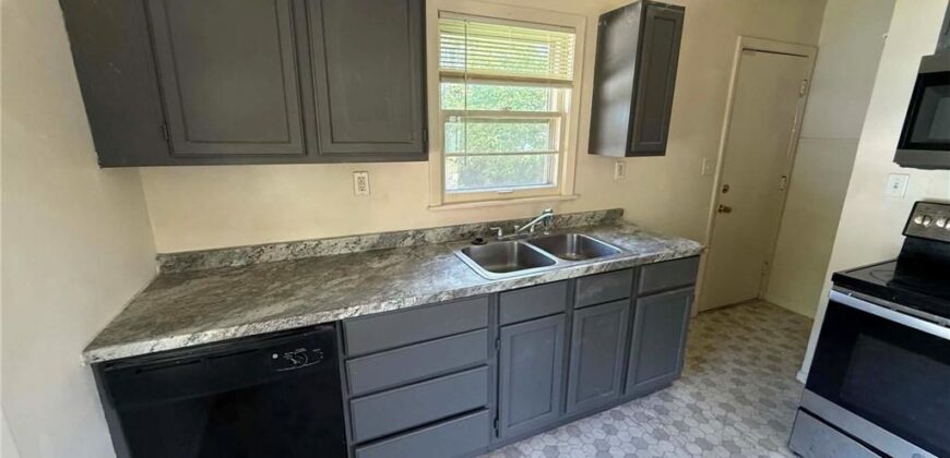 902 Williams Street, Excelsior Springs, MO 64024