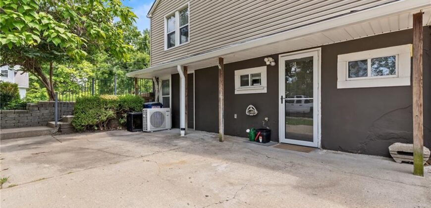 7108 N Kranz Road, Gladstone, MO 64118